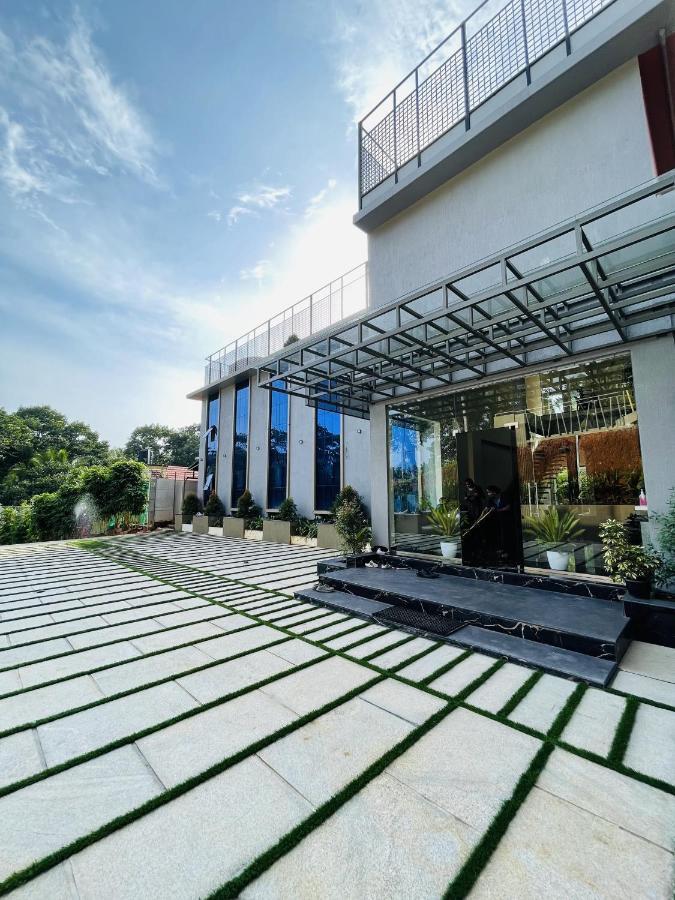 Miracle Hotel And Resorts Кожикоде Экстерьер фото