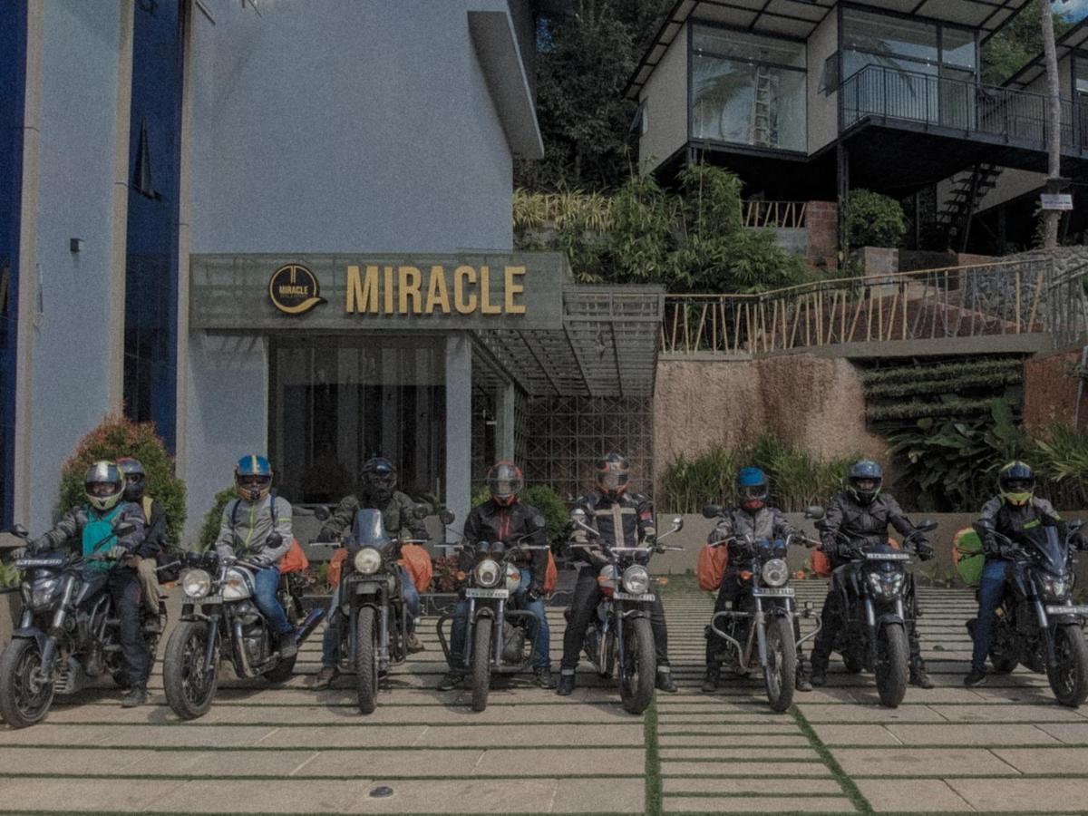 Miracle Hotel And Resorts Кожикоде Экстерьер фото