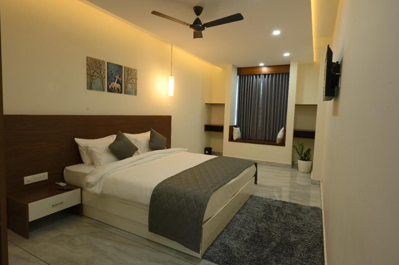 Miracle Hotel And Resorts Кожикоде Экстерьер фото