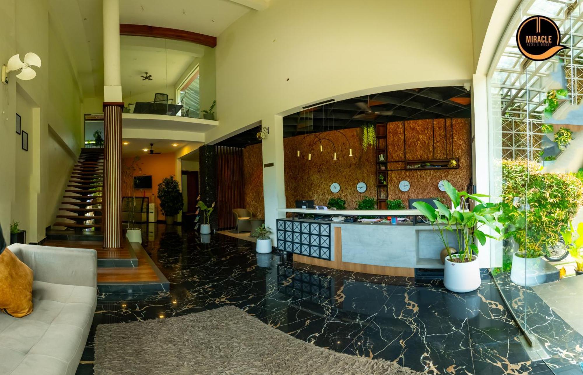Miracle Hotel And Resorts Кожикоде Экстерьер фото