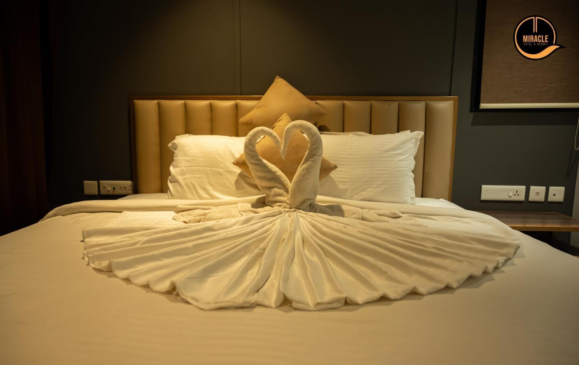 Miracle Hotel And Resorts Кожикоде Экстерьер фото
