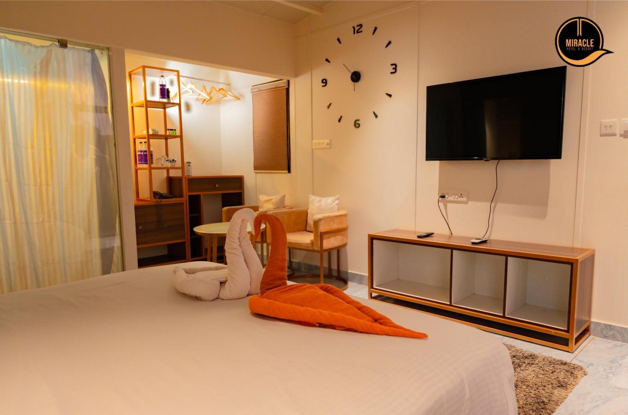 Miracle Hotel And Resorts Кожикоде Экстерьер фото
