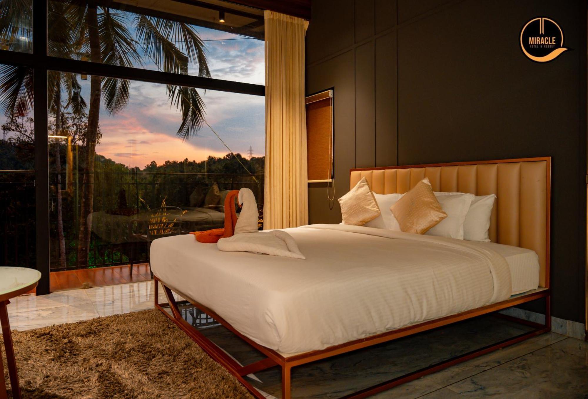 Miracle Hotel And Resorts Кожикоде Экстерьер фото