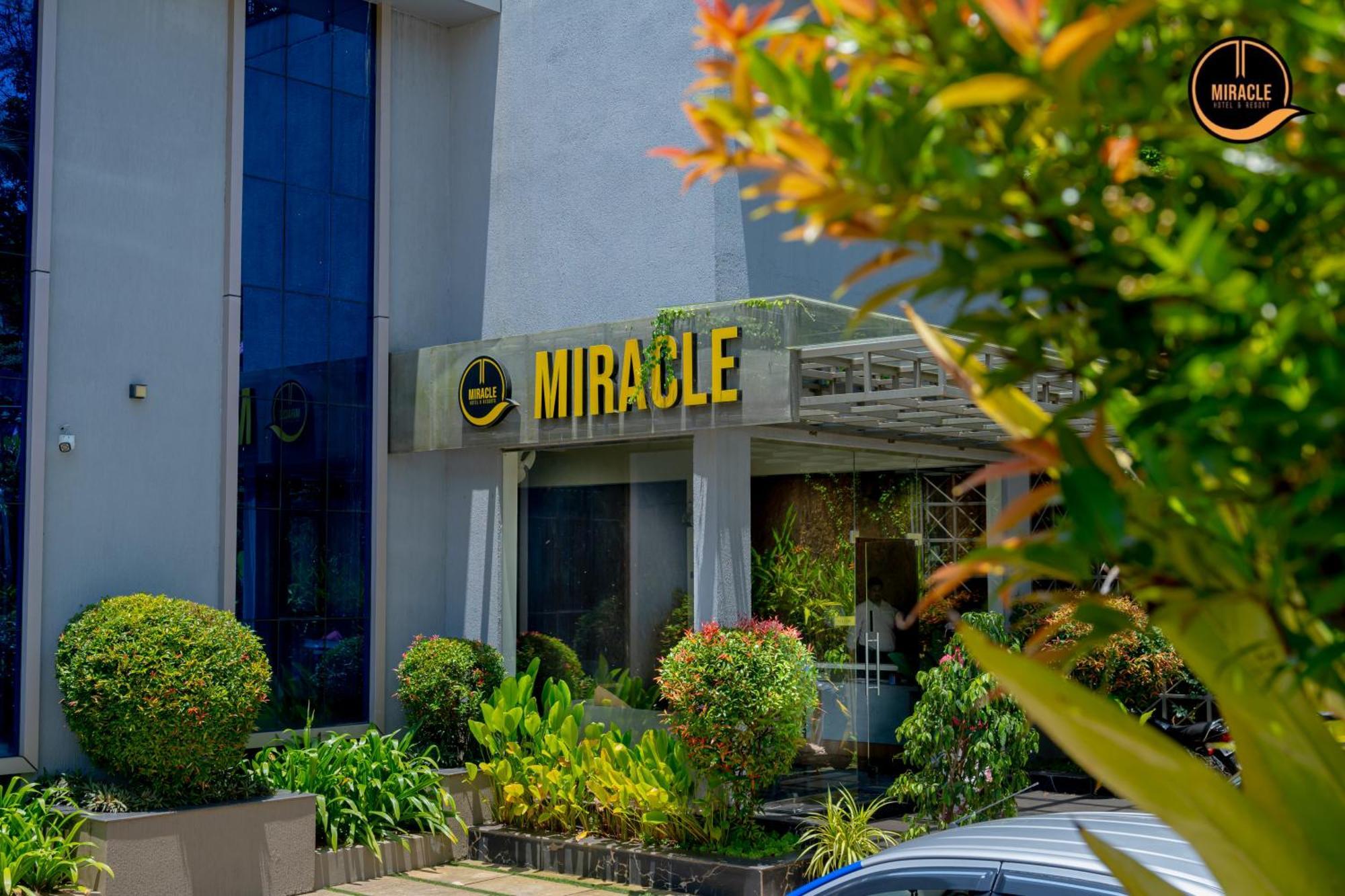 Miracle Hotel And Resorts Кожикоде Экстерьер фото