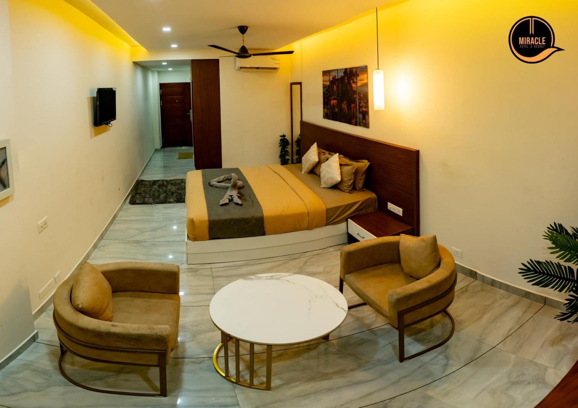 Miracle Hotel And Resorts Кожикоде Экстерьер фото